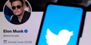 Elon Musk buys Twitter