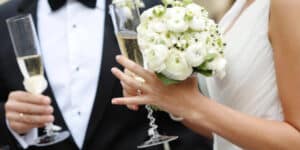 Iranian leader s daughter does not wear hijab