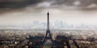 A lightning strikes the Eiffel Tower